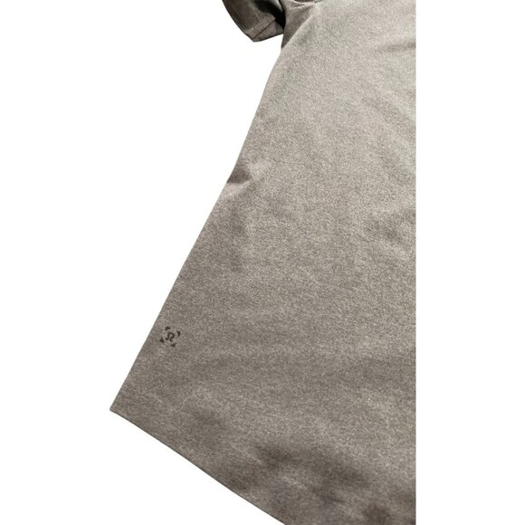 Lululemon Men's Grey Capacity Short Sleeve Polo Shirt XL - Picture 5 of 5